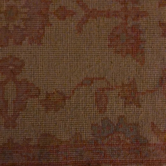 Meet your Posher, Hannah - Picture 1 of 1